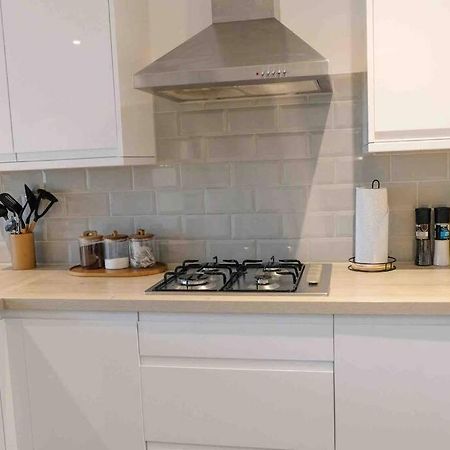 Garden Of Eden 1 Bedroom Flat In Fishponds Bristol Dış mekan fotoğraf